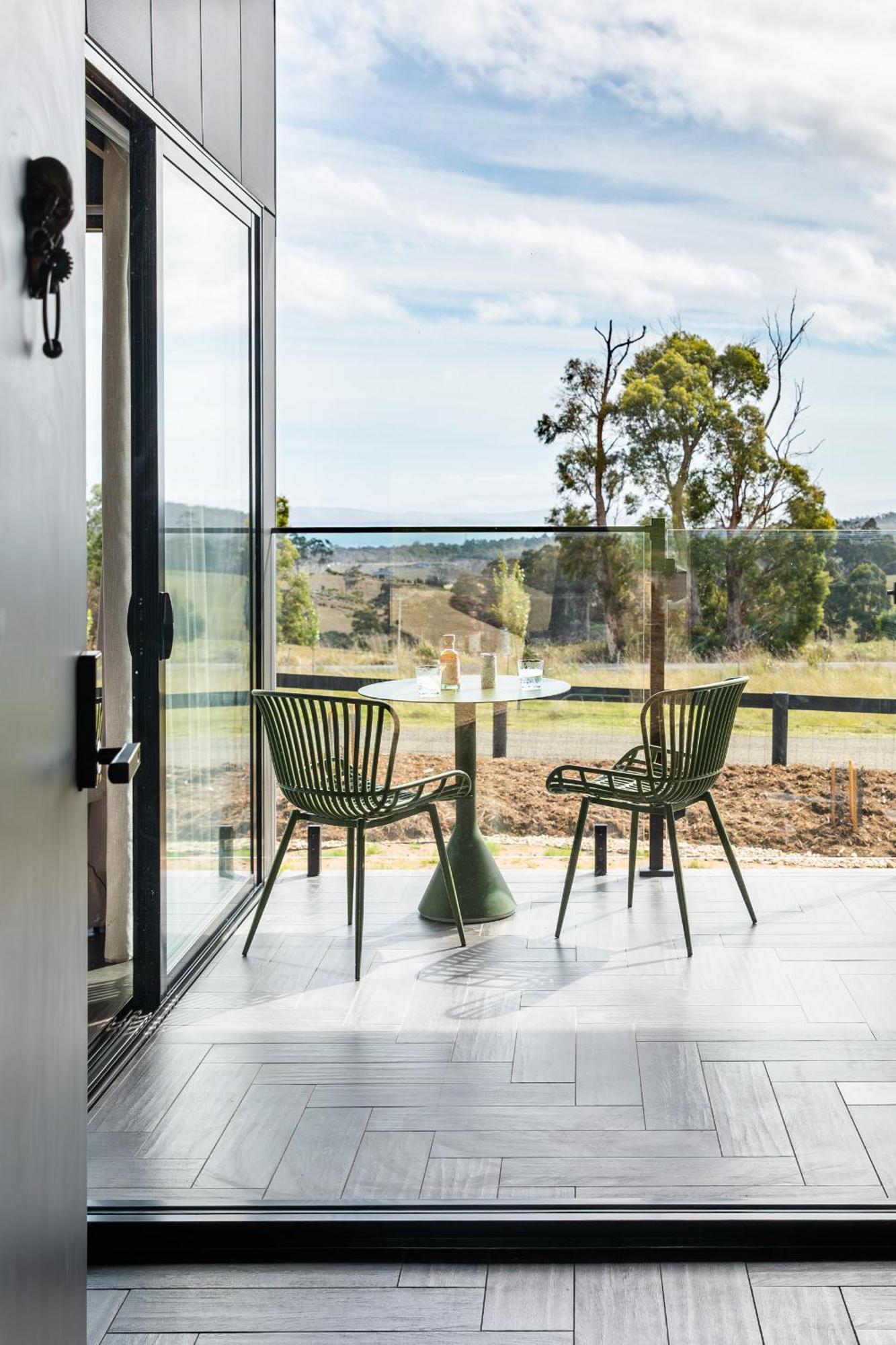 Wherewithal Luxury Suites Carlton Bagian luar foto