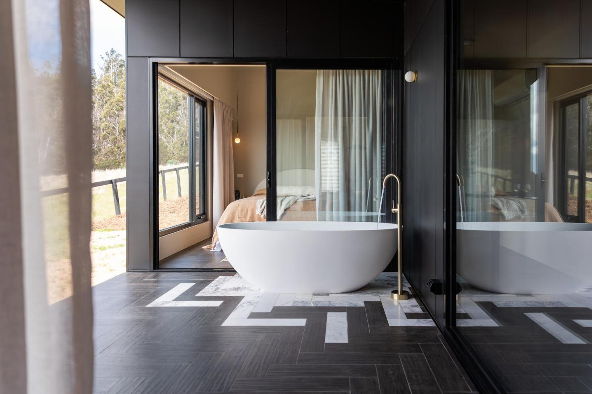 Wherewithal Luxury Suites Carlton Bagian luar foto